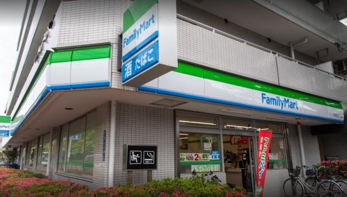 コンビニ　ファミリーマート 下丸子三丁目店（コンビニ）まで539m