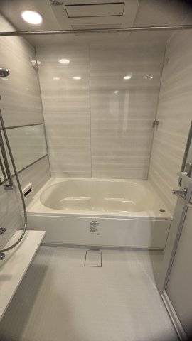 バス・シャワールーム　お風呂です