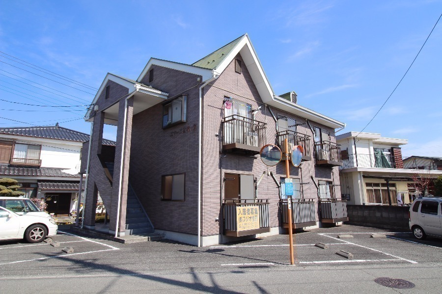 建物外観　きれいな外観