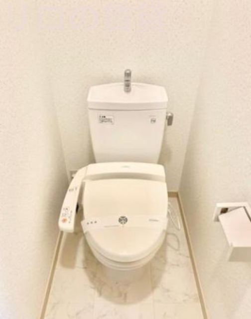 トイレ　別号室
