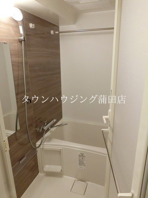 バス・シャワールーム　※写真は同タイプ住戸です。