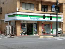 コンビニ　ファミリーマート大島二丁目店（コンビニ）まで182m