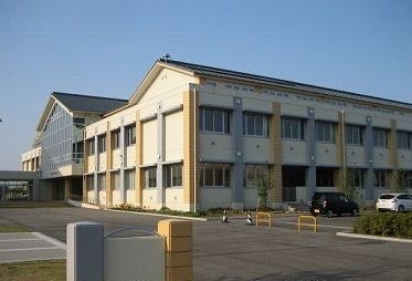 小学校　愛宕小学校（小学校）まで390m