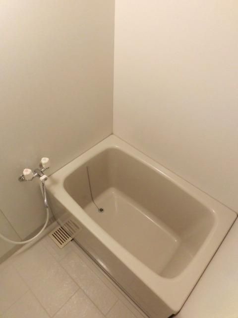 バス・シャワールーム　バス・トイレ別