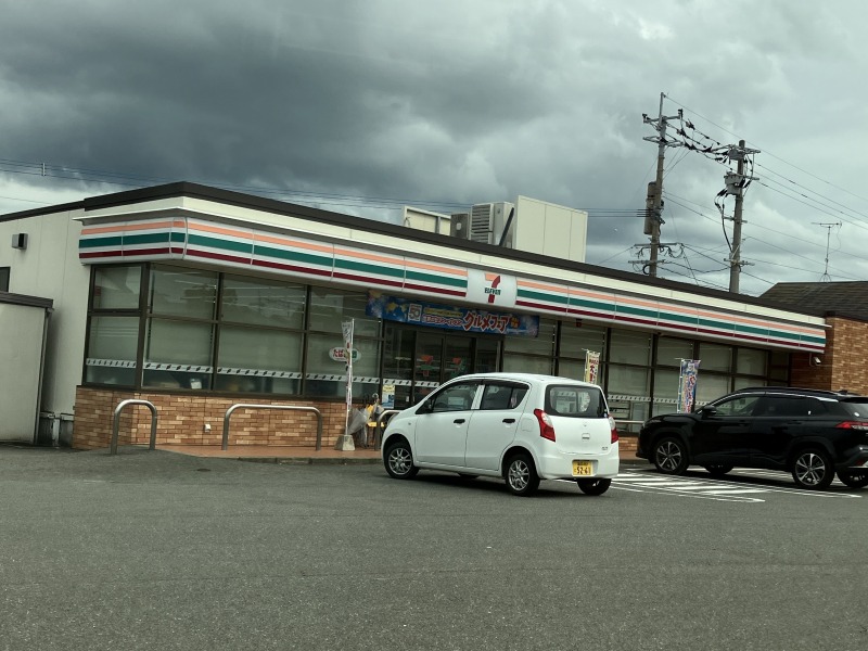 コンビニ　セブンイレブン 福津中央5丁目店（コンビニ）まで417m