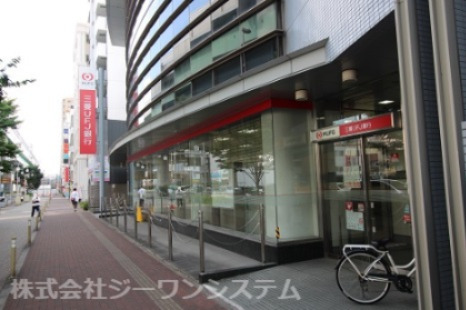 銀行　三菱UFJ銀行尾頭橋支店（銀行）まで237m