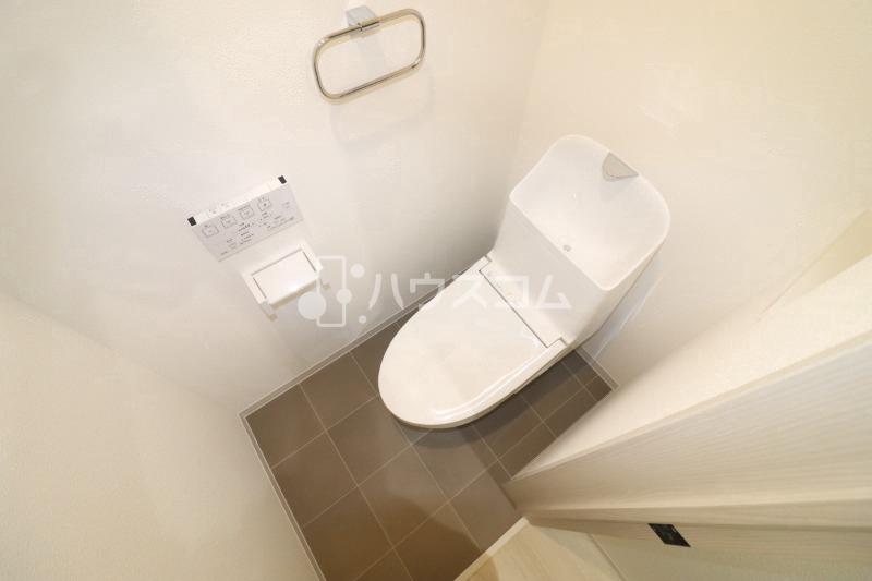 ＪＲ片町線 四条畷駅 徒歩14分 3階建 築1年のトイレ写真