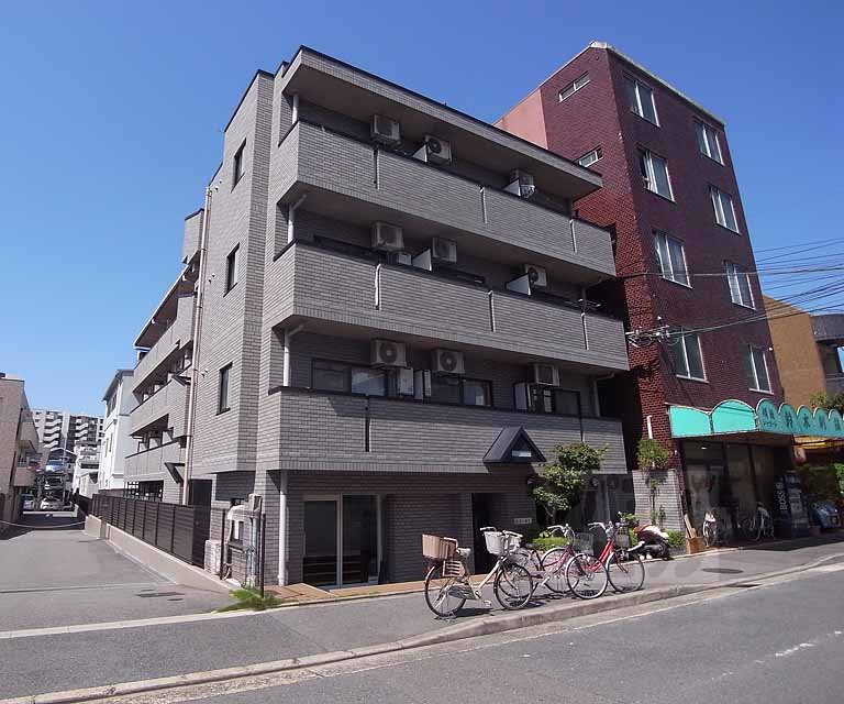 ドミール1の外観写真