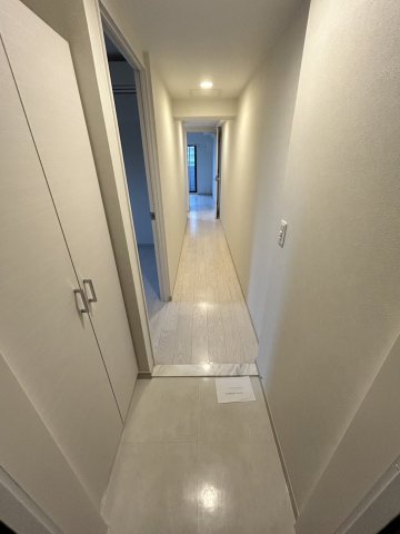 玄関　※別階層参考写真※