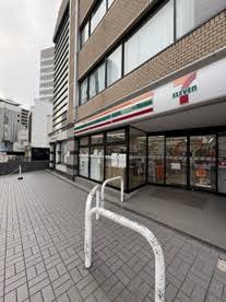 コンビニ　セブンイレブン渋谷東1丁目店（コンビニ）まで196m