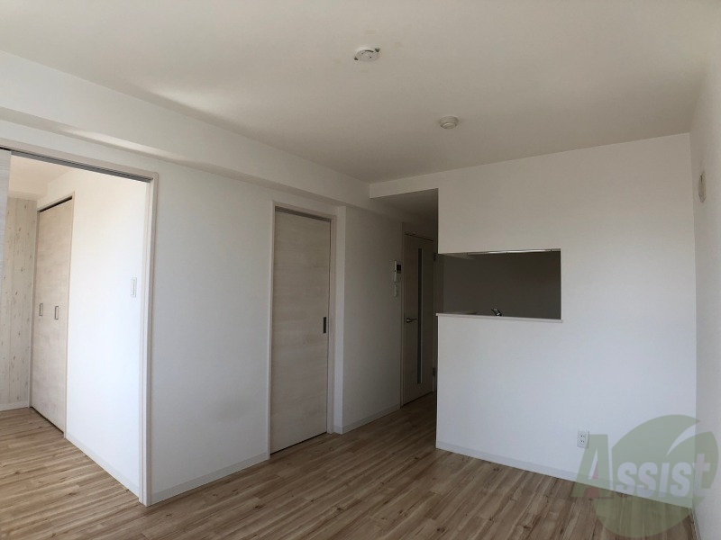 居室・リビング　広くてキレイなお部屋が広がっていて、充実した生活が送れそう。
