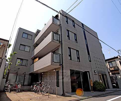 京都市北区紫竹栗栖町のマンションの建物外観