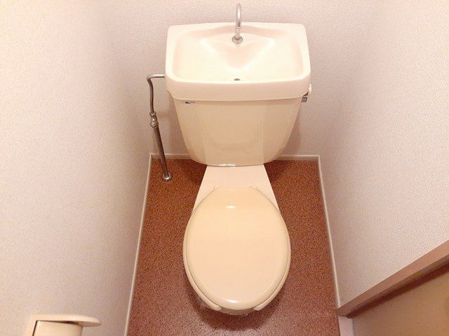 【日立市川尻町のアパートのトイレ】