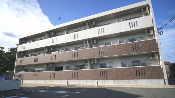 Ｍａｉｓｏｎ　ｄｅ　Ｐａｒｆａｉｔ　野村の建物外観