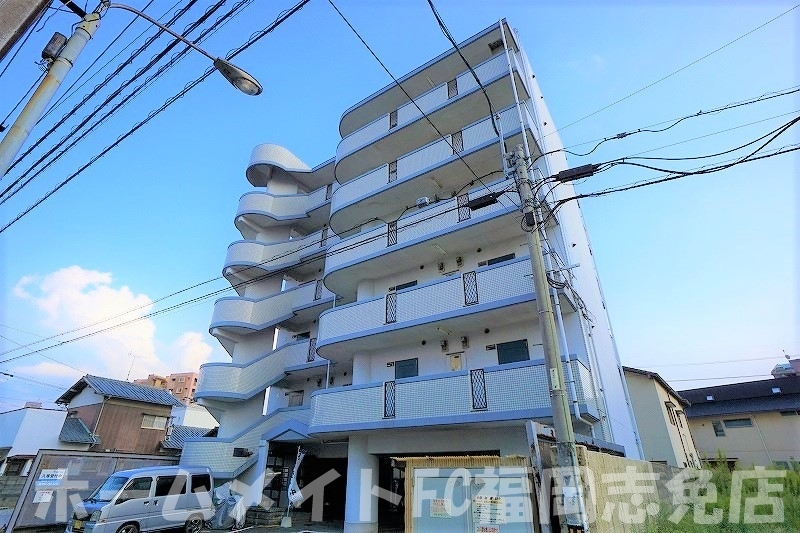 【糟屋郡粕屋町原町のマンションのエントランス】