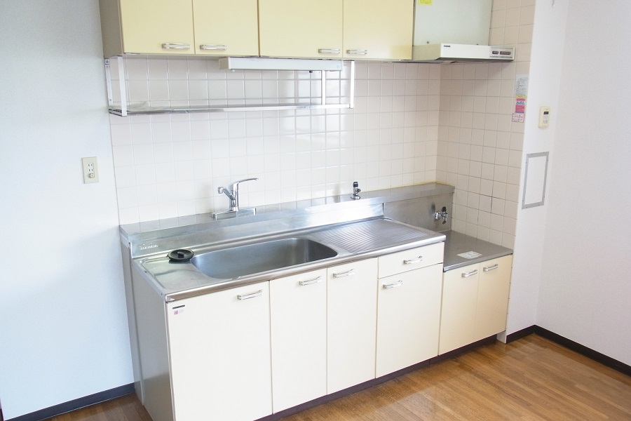 キッチン　※同じ間取りの別部屋の写真です