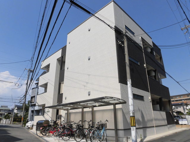 フジパレス井高野1番館の建物外観