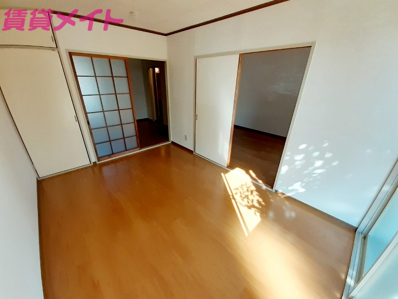居室・リビング　同型タイプ参考写真