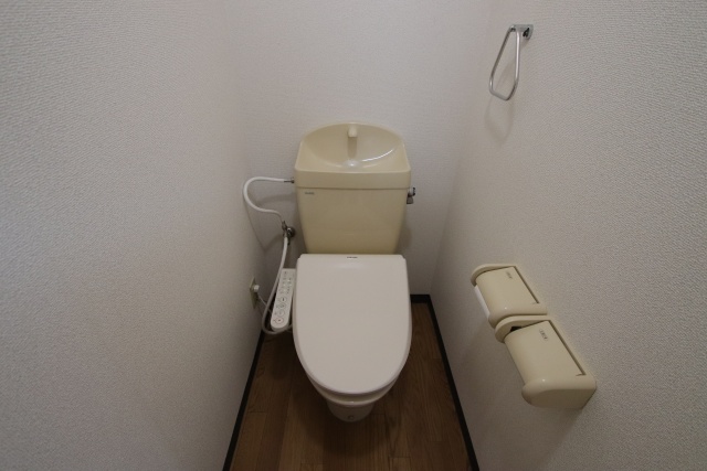 トイレ　別室の参考写真です。※現況優先