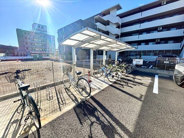その他共有部分　同一建物内３０７号室内装写真転載