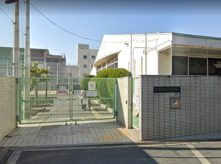 中学校　大阪市立住吉中学校（中学校）まで1238m