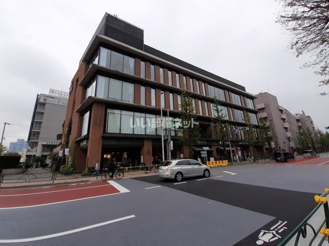 ショッピングセンター　TRAD目白（ショッピングセンター）まで733m