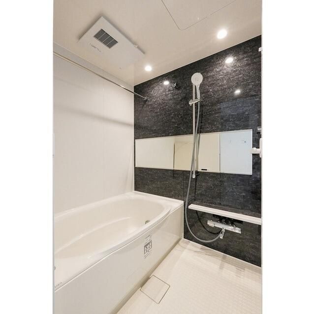 バス・シャワールーム　日々の暮らしに欠かせないお風呂です