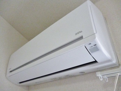 その他設備　暑い夏や寒い冬に大活躍のエアコン付き！冷暖房完備で一年中快適