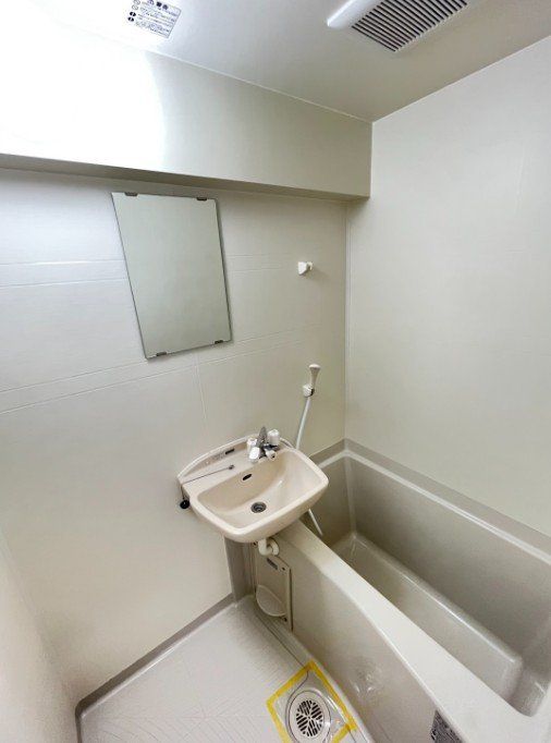 バス・シャワールーム　※代表タイプの写真のため実際と異なる場合がございます