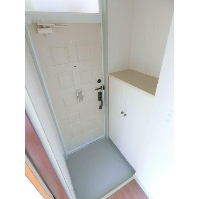 玄関　★お部屋探しは、タウンハウジングへ★