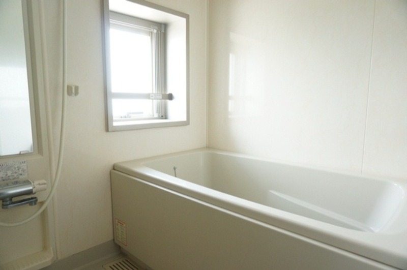 バス・シャワールーム　図面と現状に相違がある場合には現状を優先