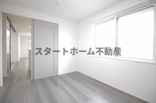 その他部屋・スペース　使い勝手のいい寝室です