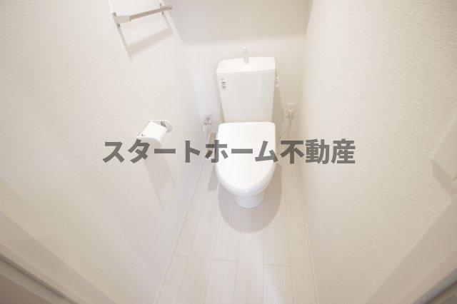 トイレ　落ち着いたトイレです