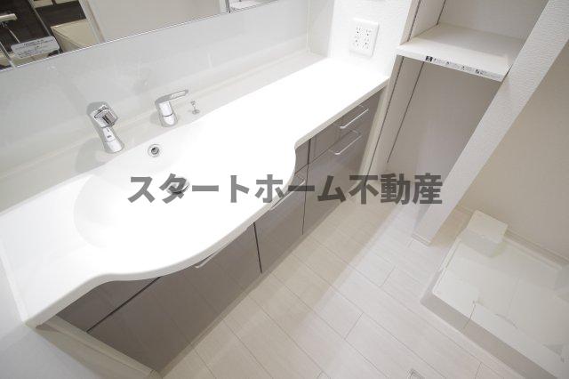 洗面設備　忙しい朝には欠かせない洗面所です