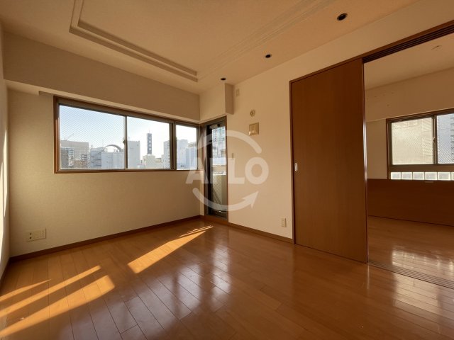 居室・リビング　エステムプラザ梅田WEST　リビング