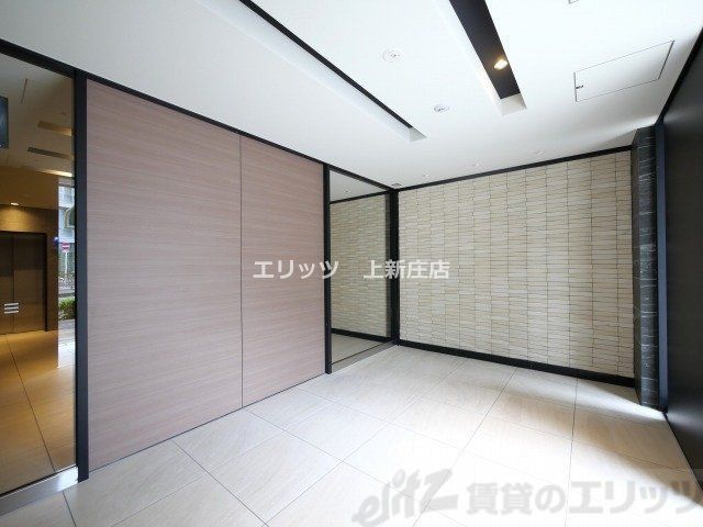 玄関　エントランス