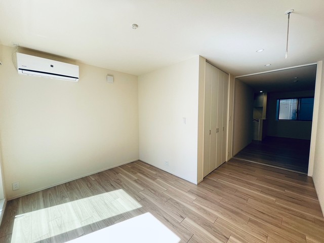 その他部屋・スペース　★キレイなフローリングの角部屋です★