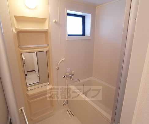 バス・シャワールーム　ゆったりセパレート。