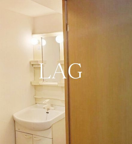 洗面設備　洗面台です。