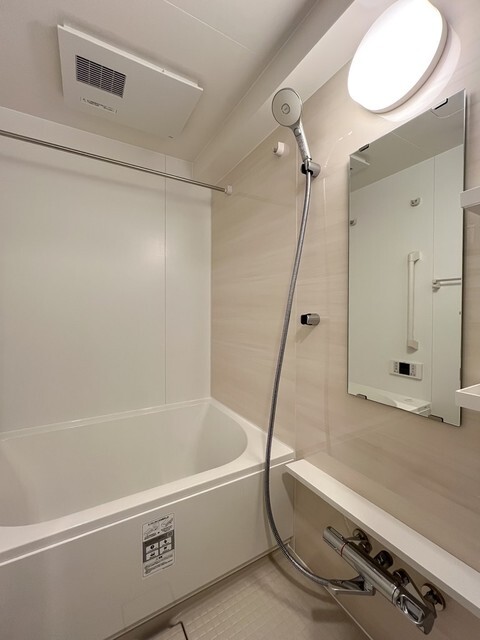 バス・シャワールーム　※写真は同タイプ住戸です。