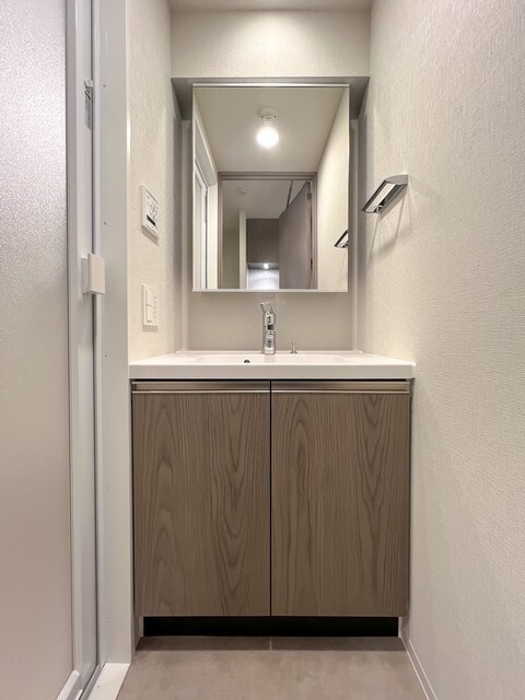 洗面設備　※写真は同タイプ住戸です。