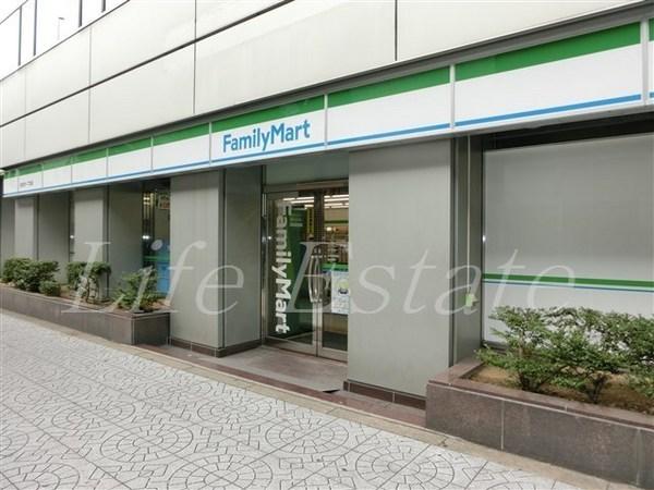 コンビニ　ファミリーマート南船場一丁目店（コンビニ）まで164m