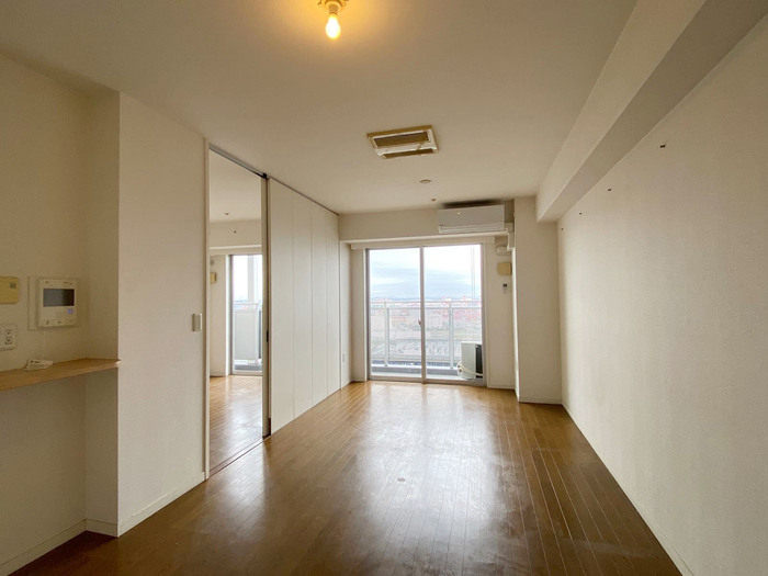 居室・リビング　居間