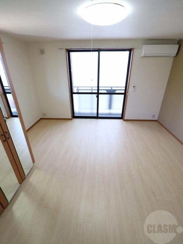 その他部屋・スペース　９．４帖の洋室です