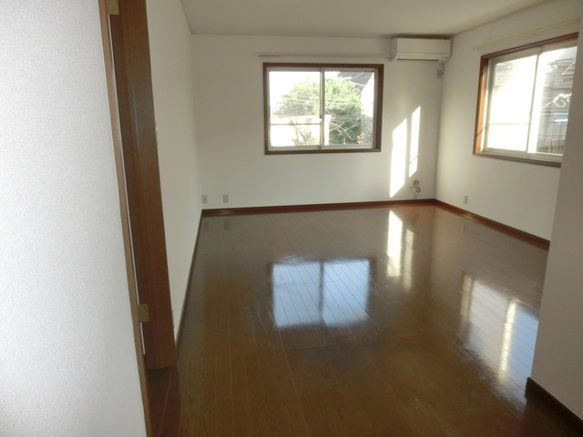 居室・リビング　きれいなお部屋