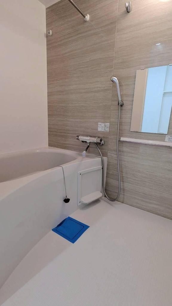 バス・シャワールーム　バス