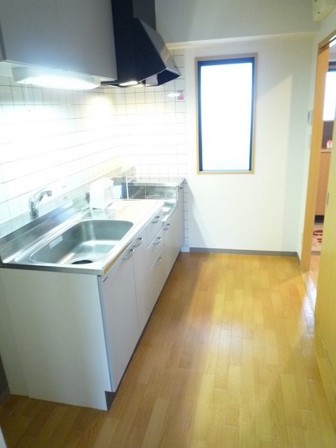 キッチン　独立型のキッチンです♪