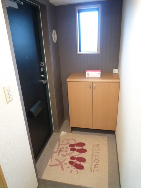 玄関　下駄箱のある玄関です