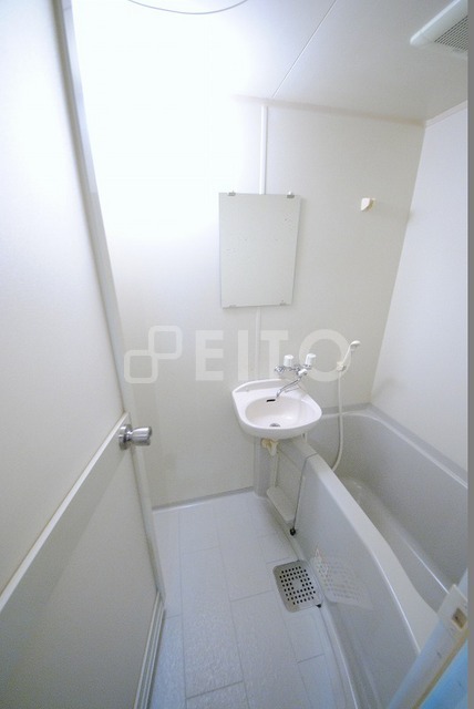 バス・シャワールーム　写真は５０６号室