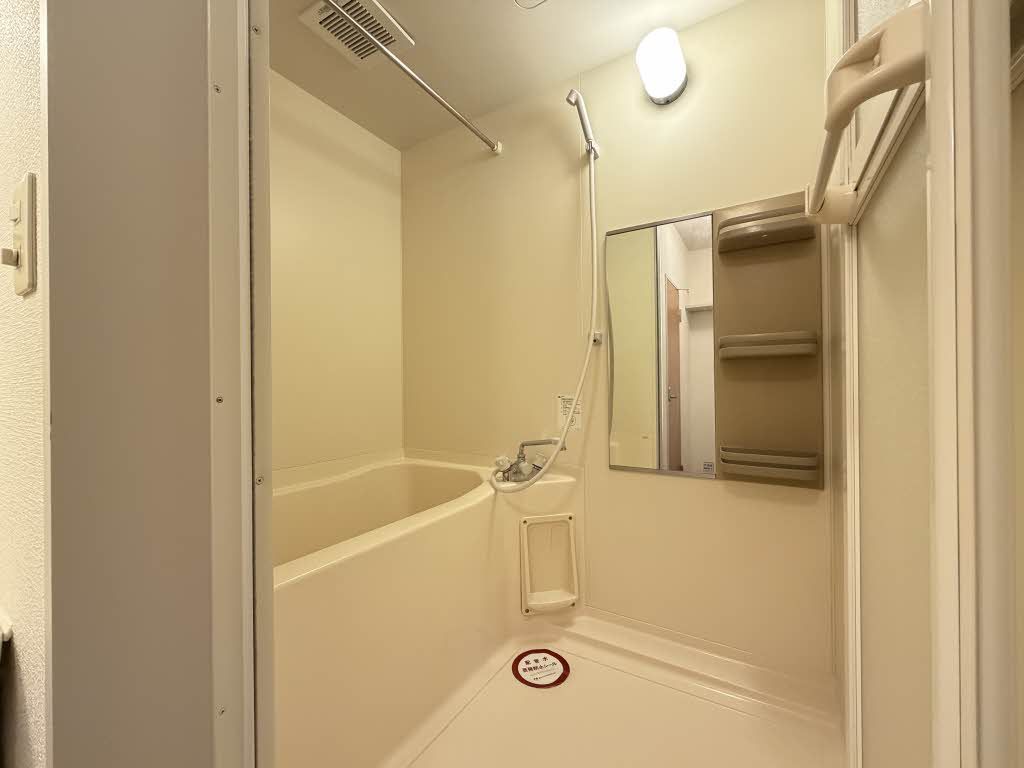 バス・シャワールーム　浴室